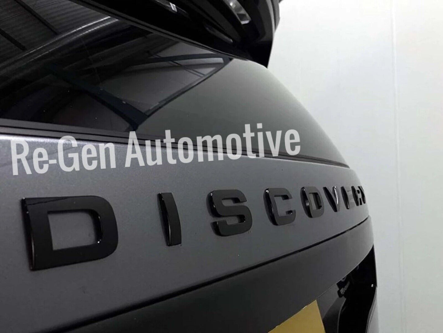 LAND ROVER DISCOVERY GLOSS BLACK BONNET / TAILGATE LETTERS / BADGES